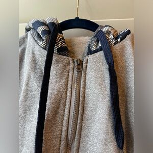 Unbranded Fleece Full Zipped Jacket - NWOT - Hooded - Medium - Gray